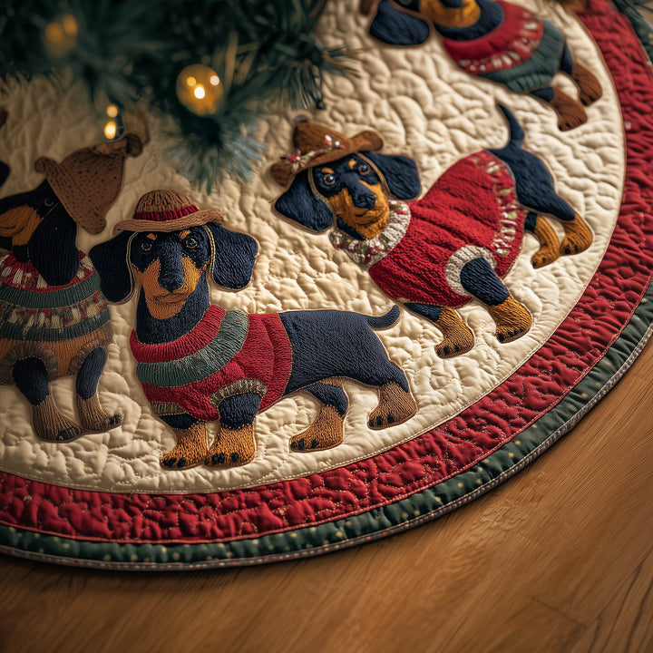 Adorable Dachshund Quilted Tree Skirt GFTONT5603