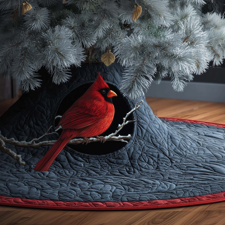 Dark Cardinal Quilted Tree Skirt