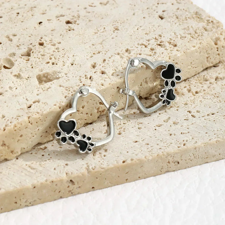 Heart-Paw Hoop Earrings – Silver Animal Motif with Black Enamel Design