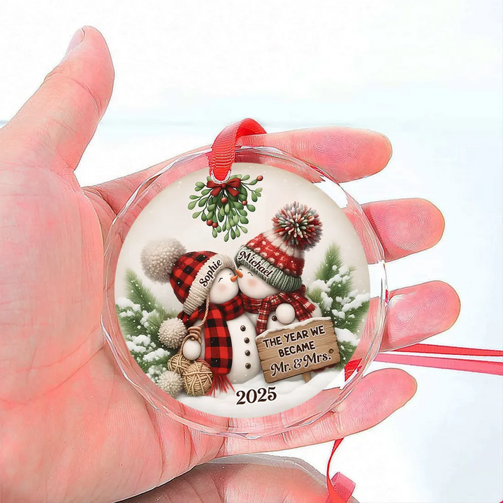 The Year We Became Mr & Mrs - Personalized Glass Ornament - Gift For Couple, Christmas, Wedding, Anniversary HH01